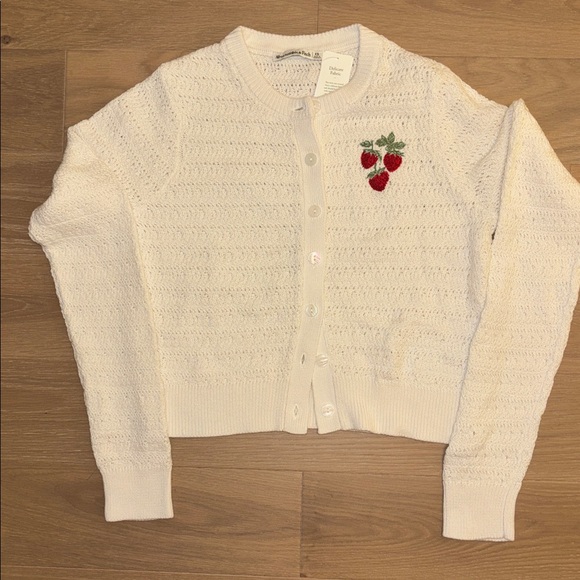 A&F Shrunken Crew Cardigan XS - Picture 2 of 4